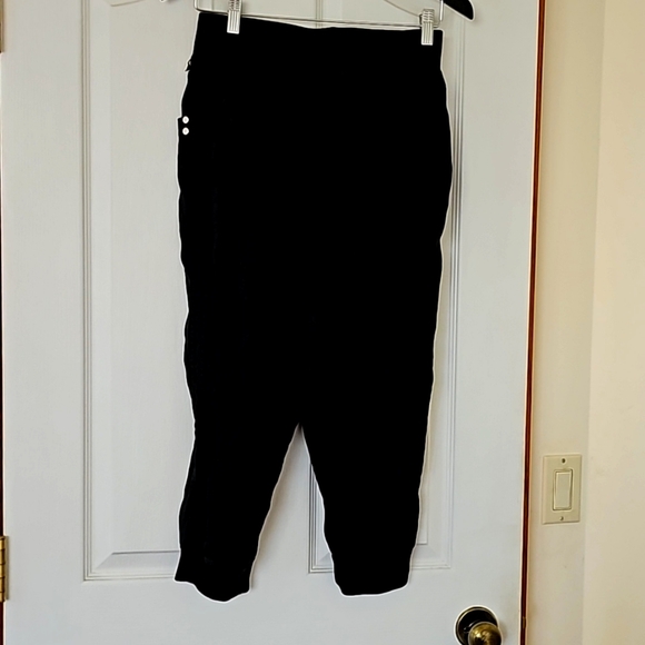 Women's Guess Pull Up Pants - Picture 1 of 12
